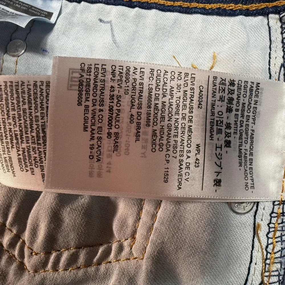 Levis embrace modern